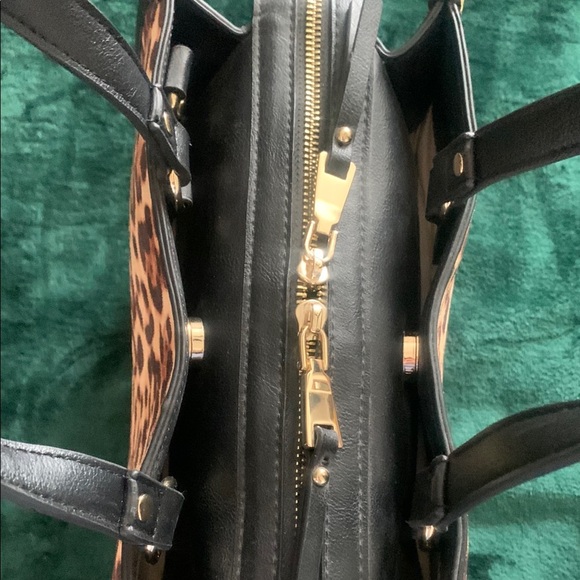 NWOT INC International Concepts Leopard Print Satchel in Brown and Black - Picture 4 of 7